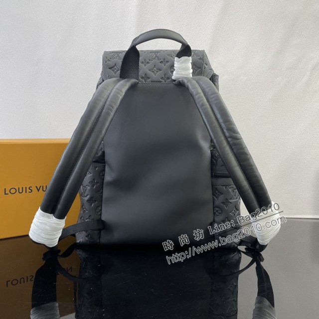 Lv路易威登2023專櫃新款Trekking雙肩包 LV壓紋牛皮革男士背包大書包 M43680 ydh5246